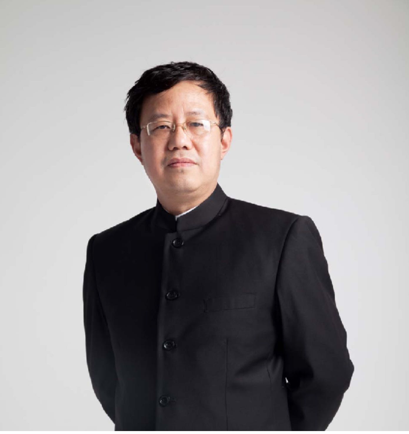Frank Zheng 博士 — 创始人、董事长兼首席科学家